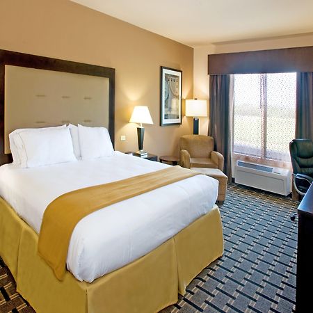 Holiday Inn Express And Suites Beeville By Ihg Camera foto