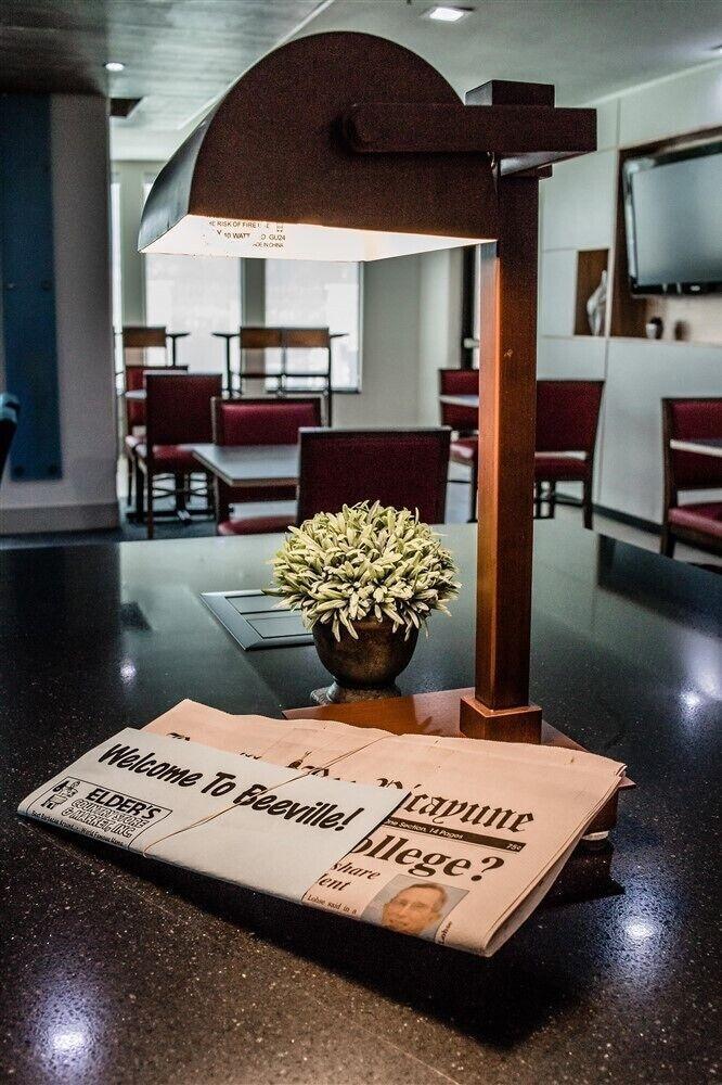 Holiday Inn Express And Suites Beeville By Ihg Esterno foto