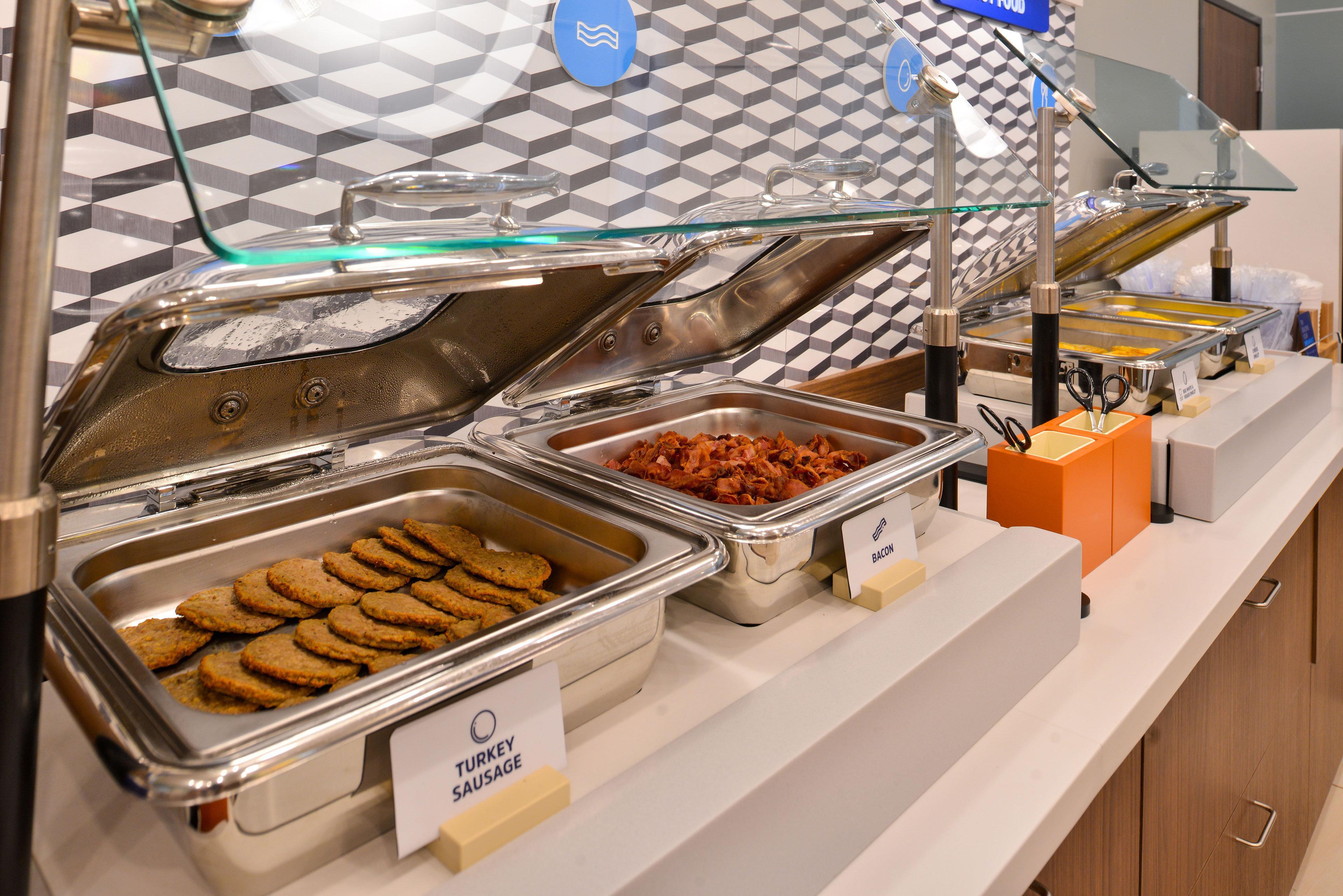 Holiday Inn Express And Suites Beeville By Ihg Esterno foto