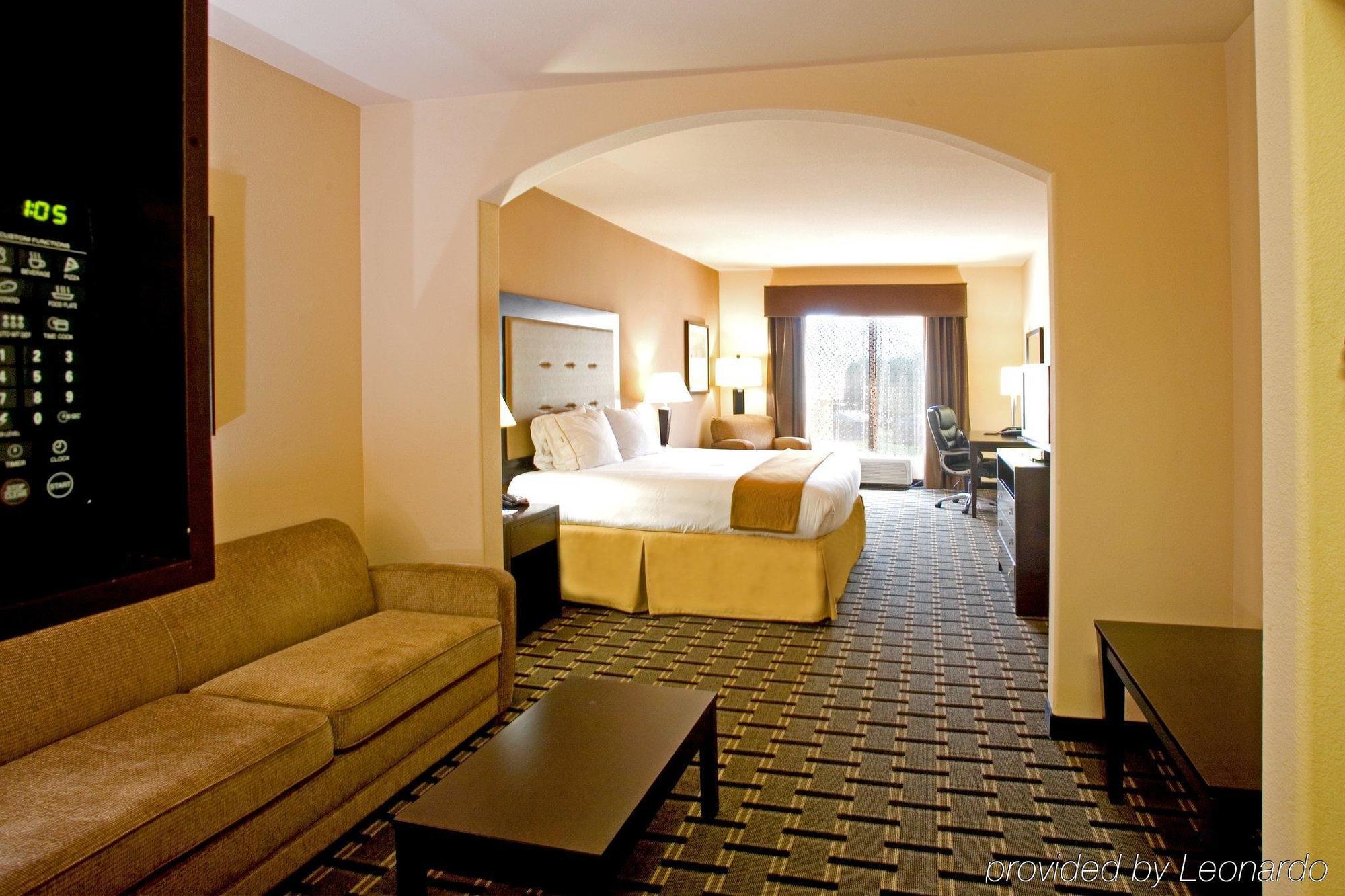 Holiday Inn Express And Suites Beeville By Ihg Camera foto
